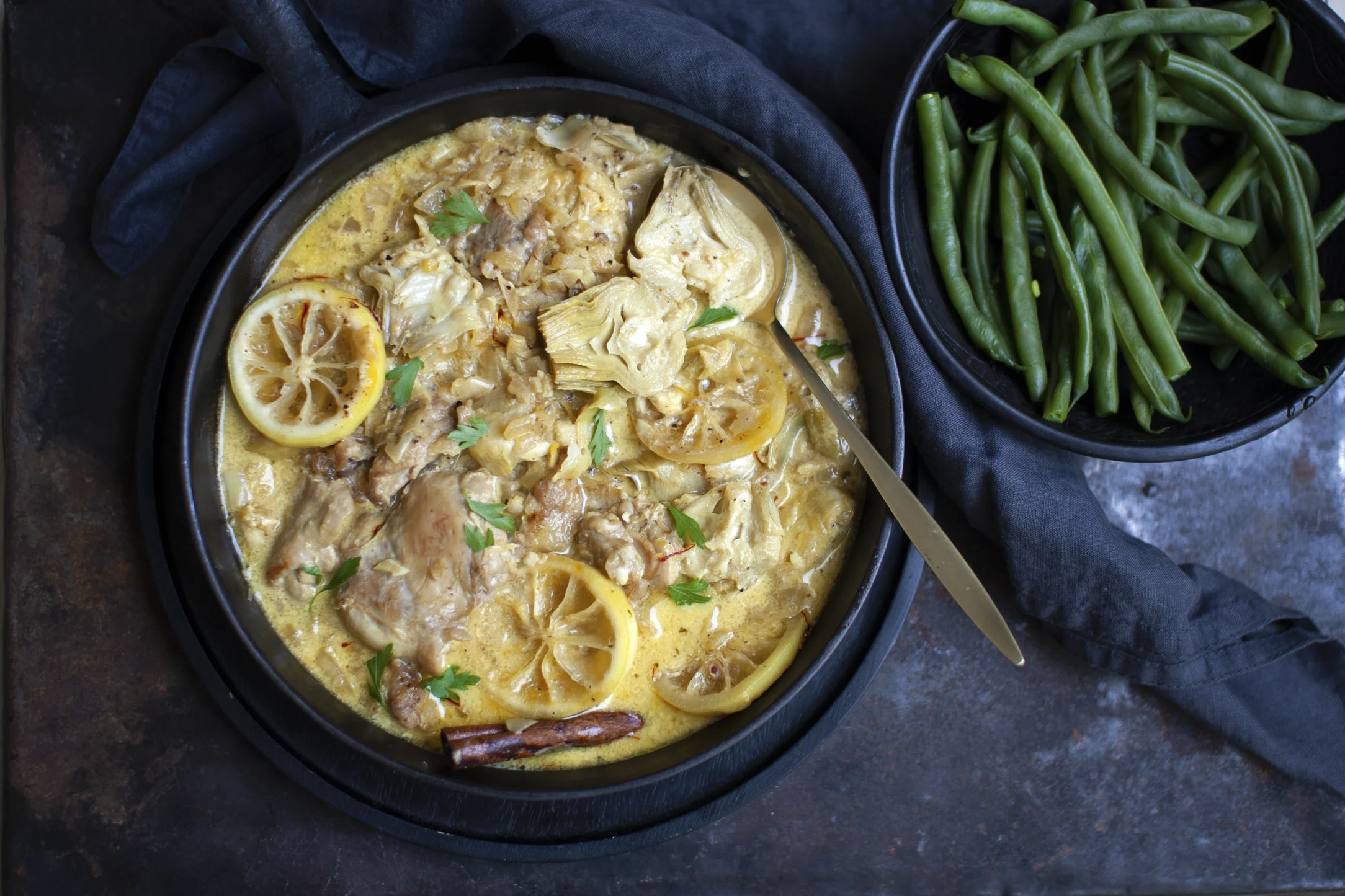Creamy Chicken and Artichoke Pan with Lemon and Green Beans