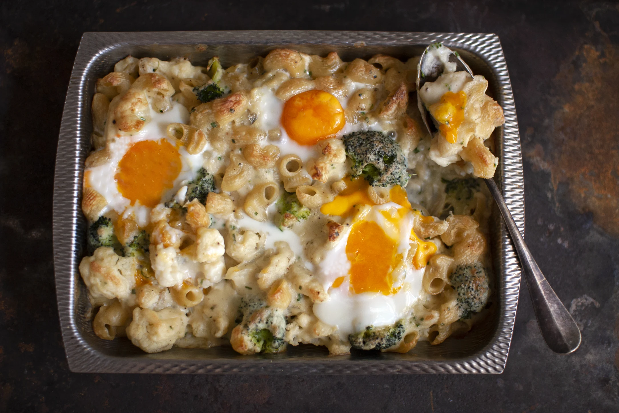 Mac and Cheese with Cauliflower, Broccoli and Eggs