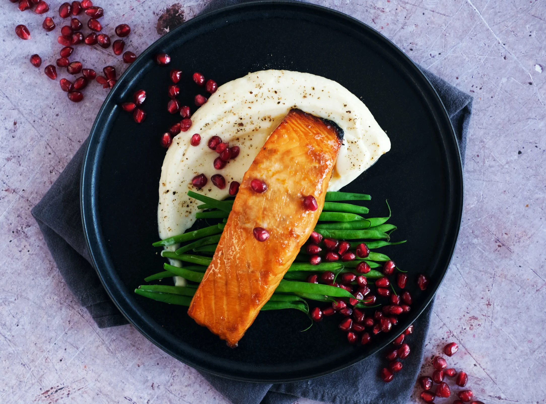Pomegranate Salmon with Cauliflower Purée and Green Beans