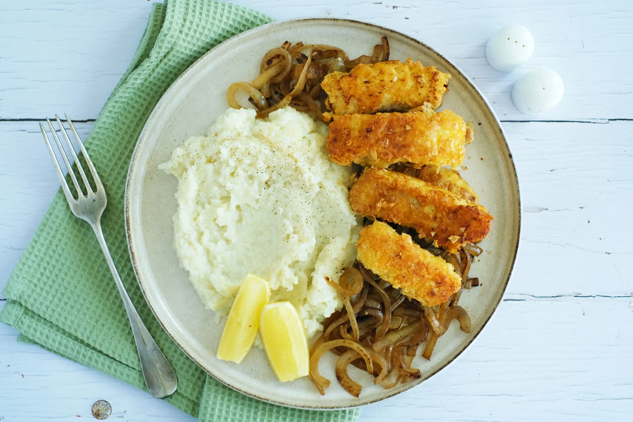 Crispy Cod with Cauliflower Mash and Caramelised Onion