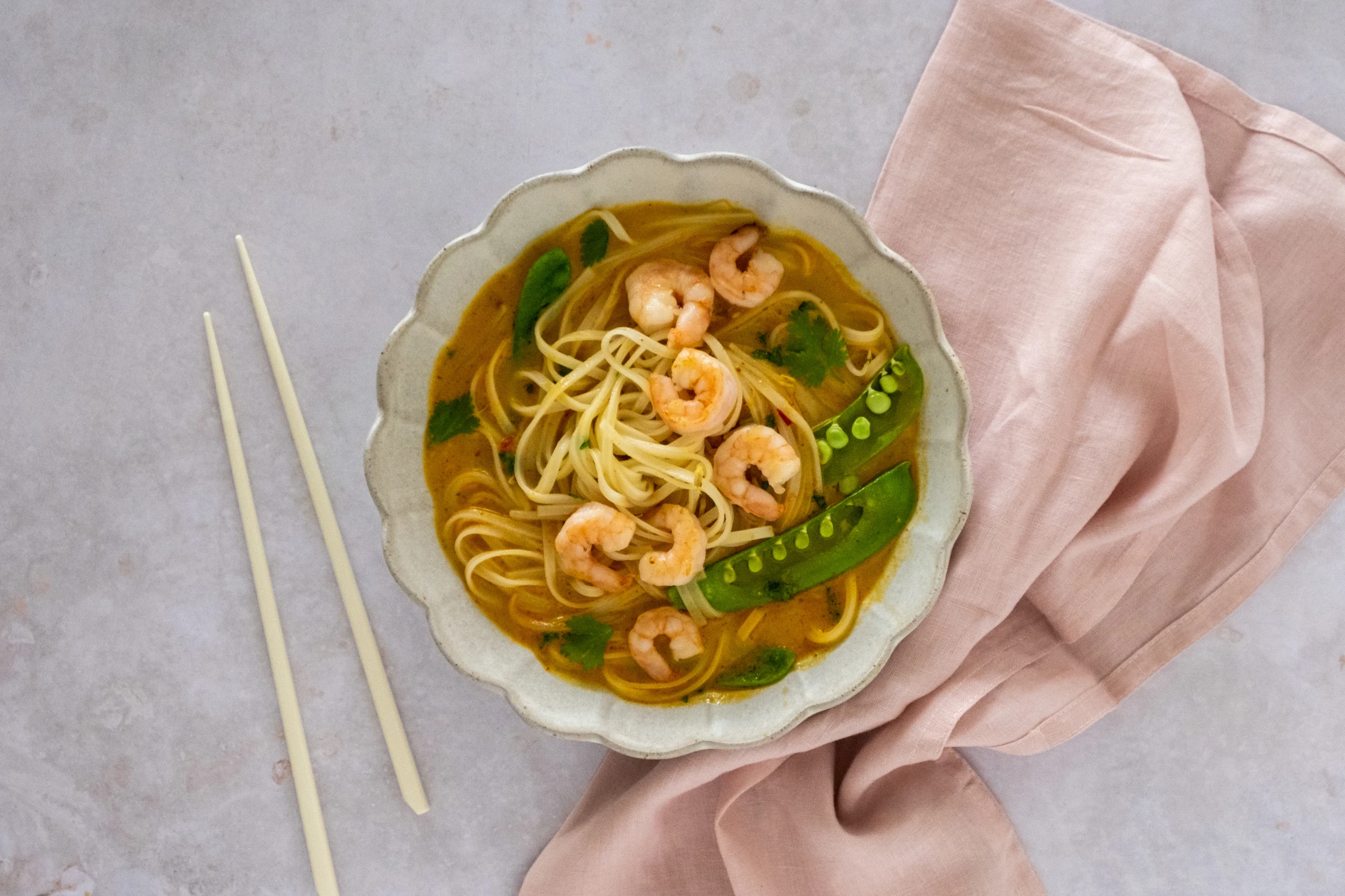 One-pot Prawn Laksa with Rice Noodles and Snow Peas