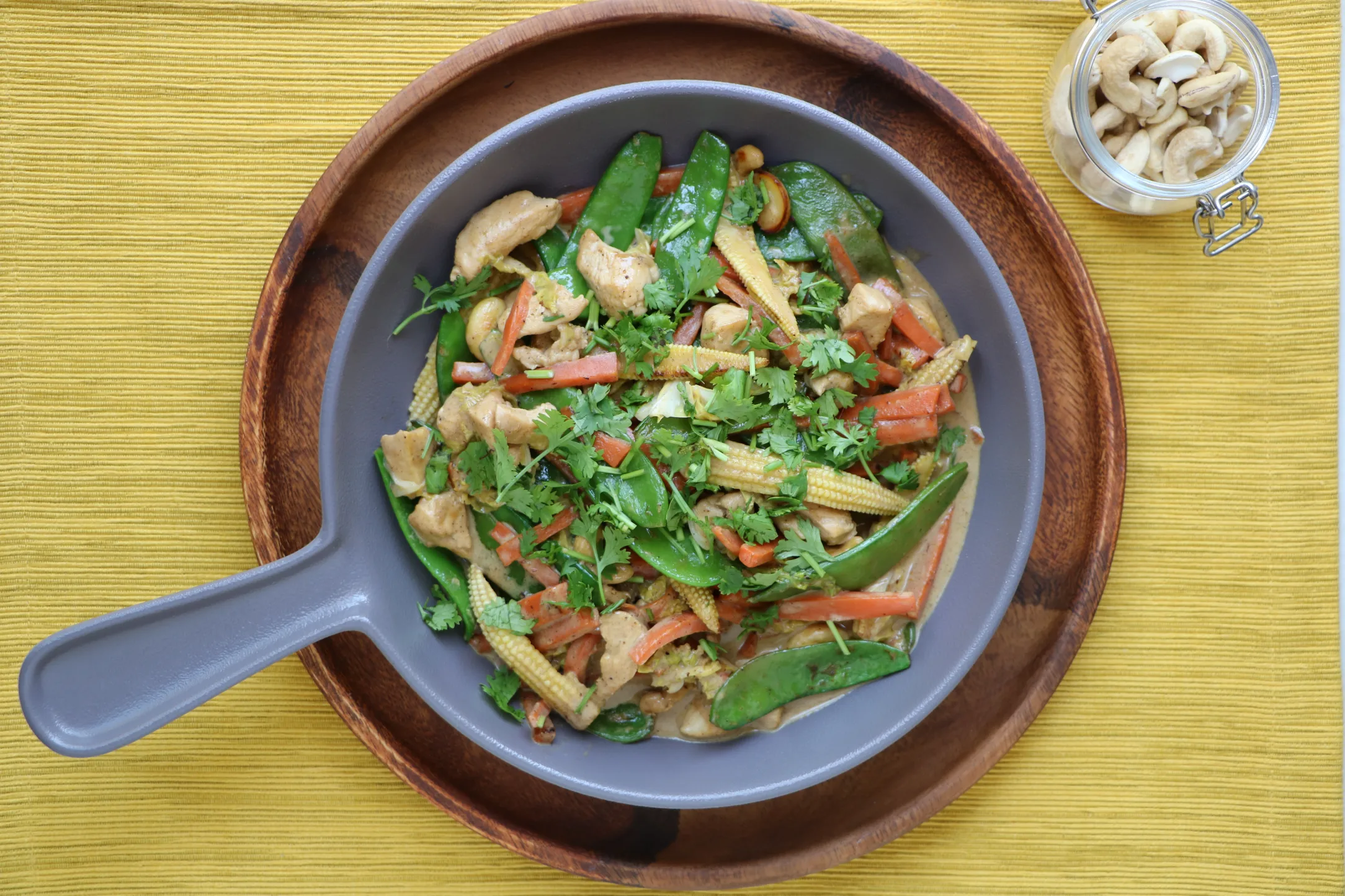 Easy Chicken Stir Fry with Coconut Milk and Cashews