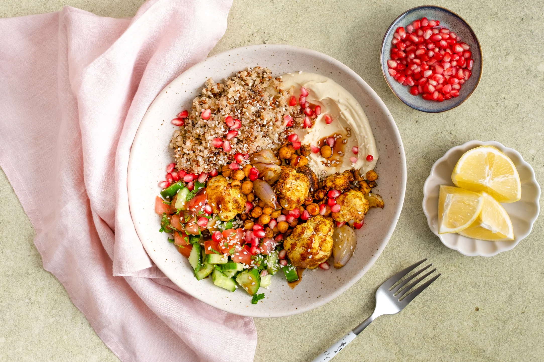 Chickpea, Cauliflower and Hummus Nourish Bowls