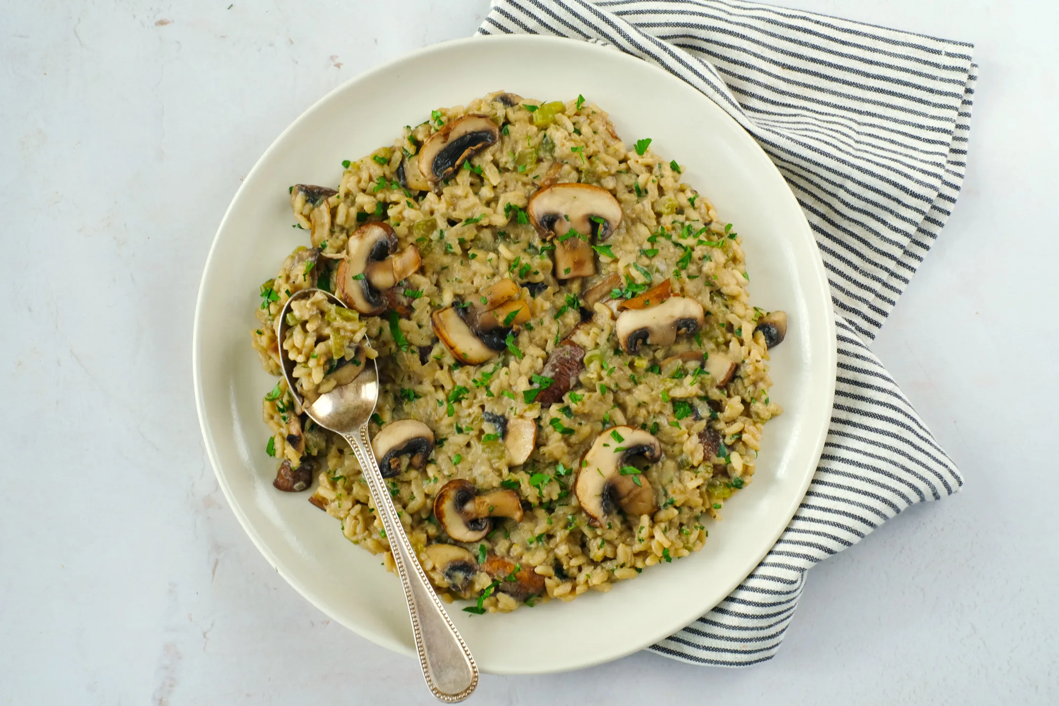 Creamy Chestnut Mushroom Risotto with Vegan Cream Cheeze