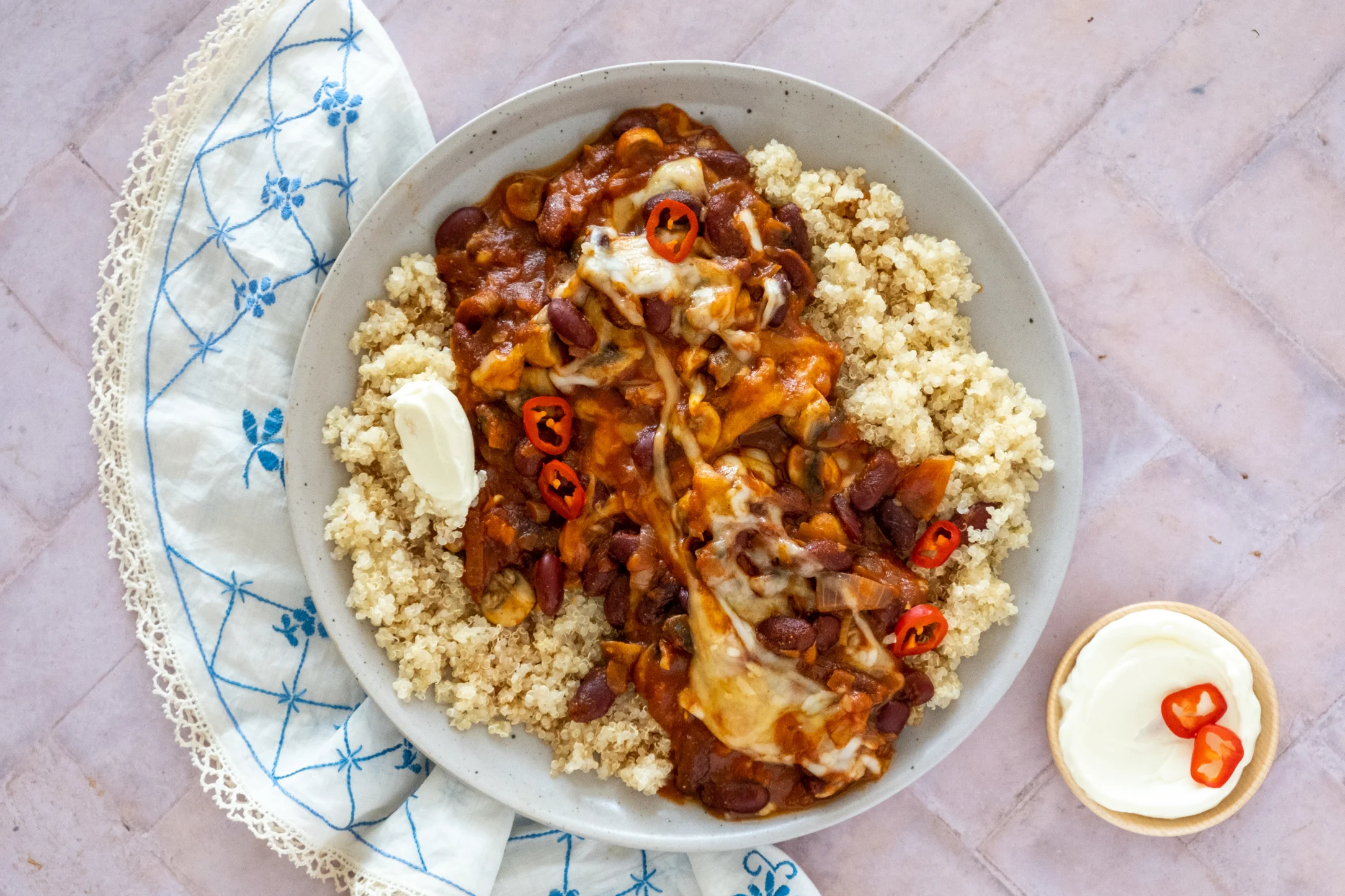 Cheesy Bean and Mushroom Chilli with Quinoa