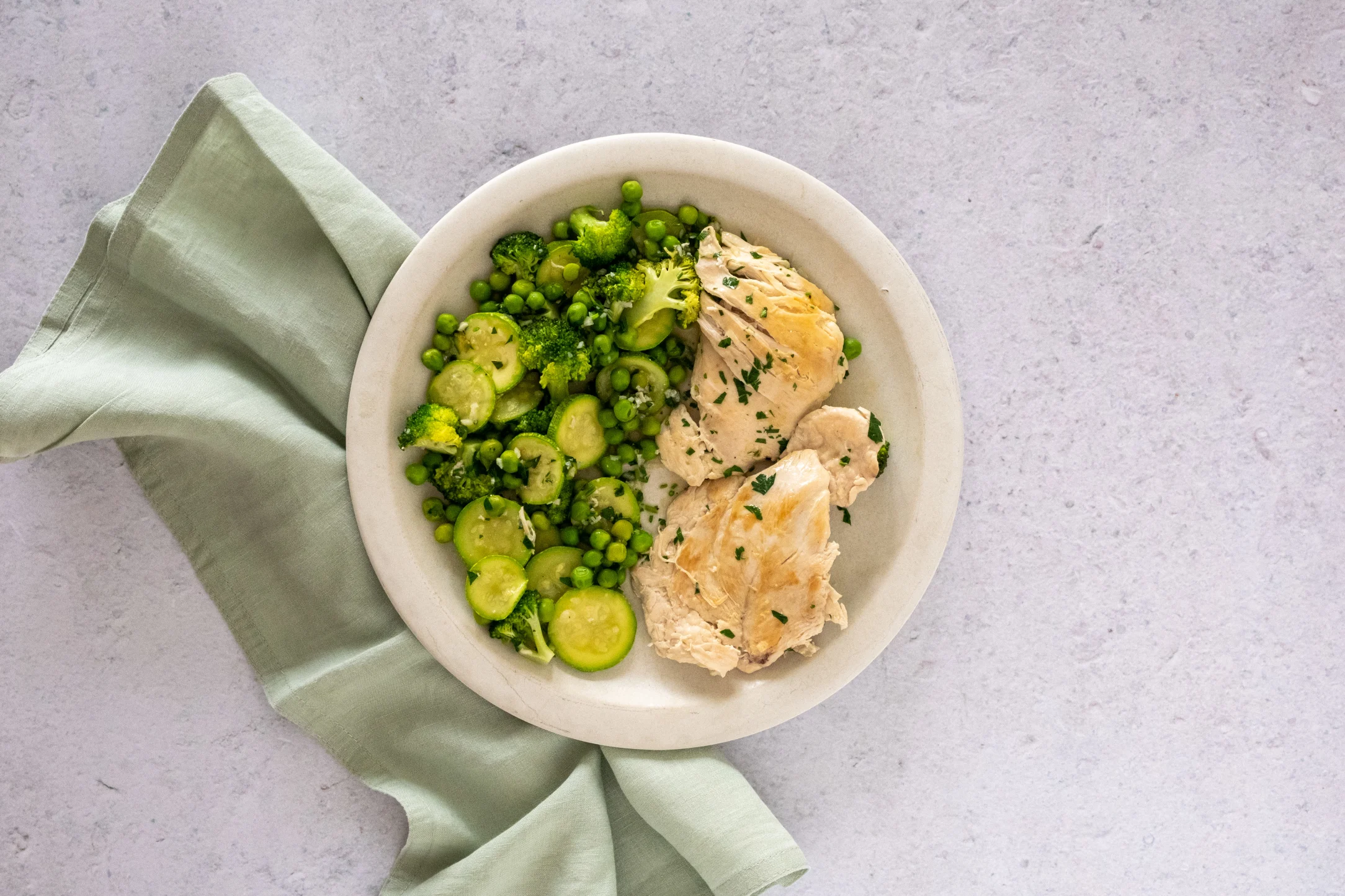 One-pan Garlic Butter Chicken with Broccoli, Peas and Zucchini