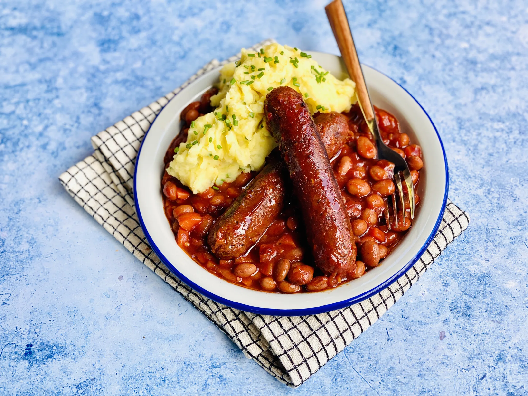 Spicy Vegan Sausages with Cowboy Beans and Mash