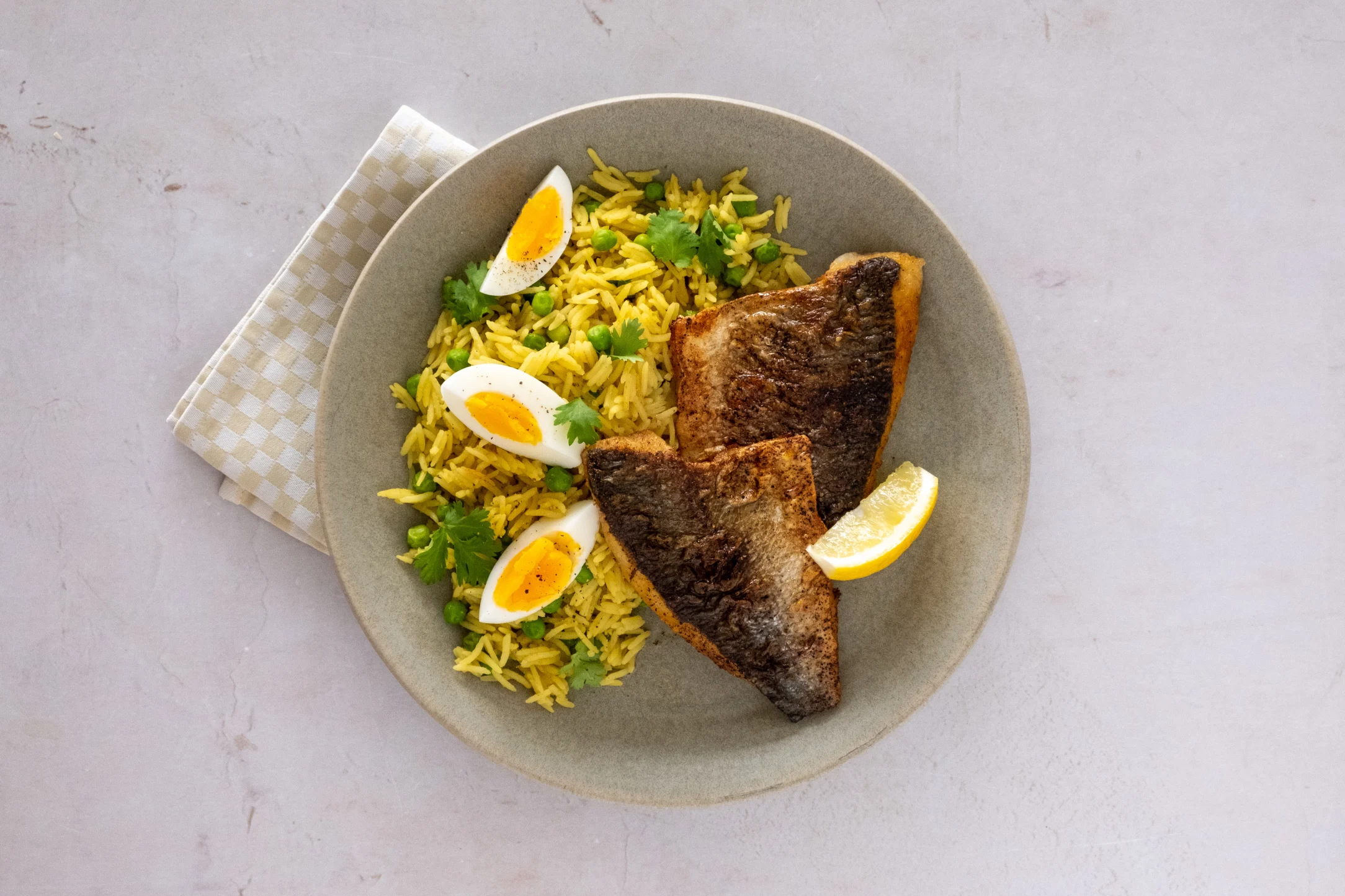 Crispy Seabream and Curry Rice with Boiled Eggs and Peas