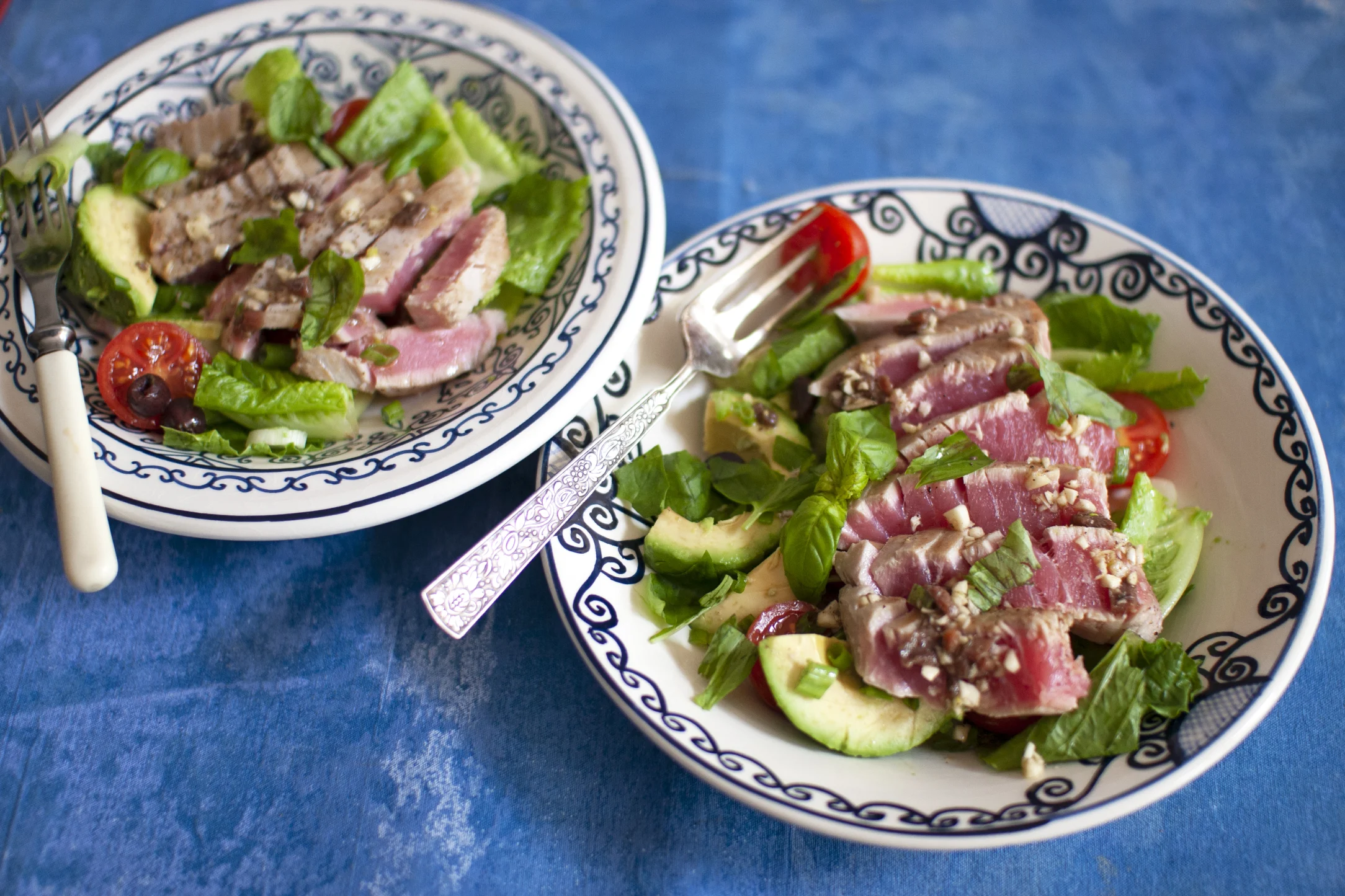 Seared Tuna with Olive and Tomato Salad