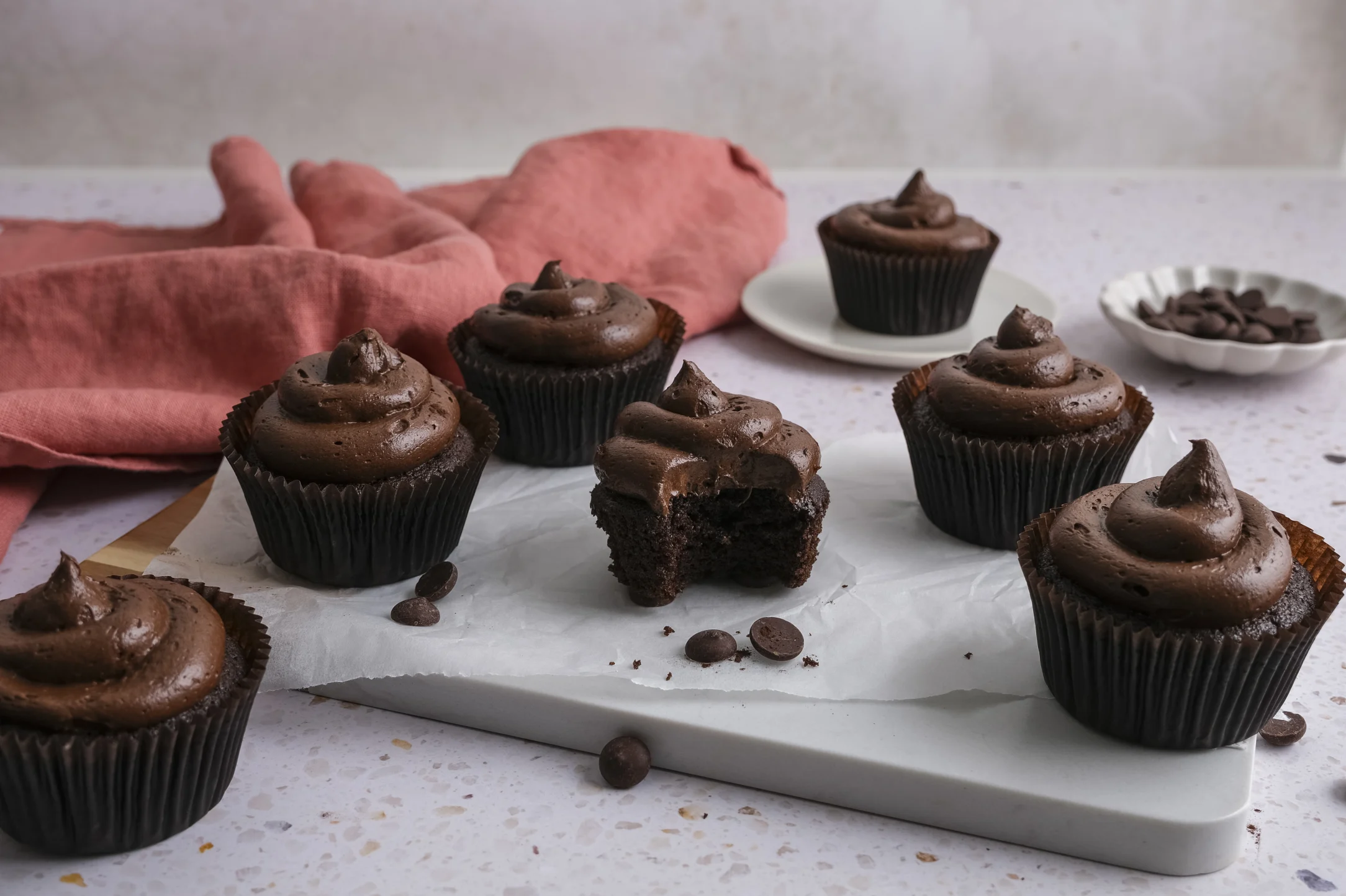 Chocolate Cupcakes with Fudgy Chocolate Icing