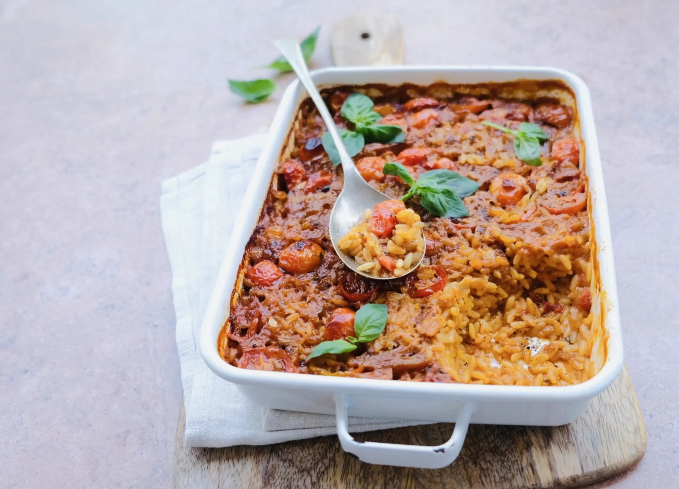Orzo One-Pot with Tomato and Roast Pepper