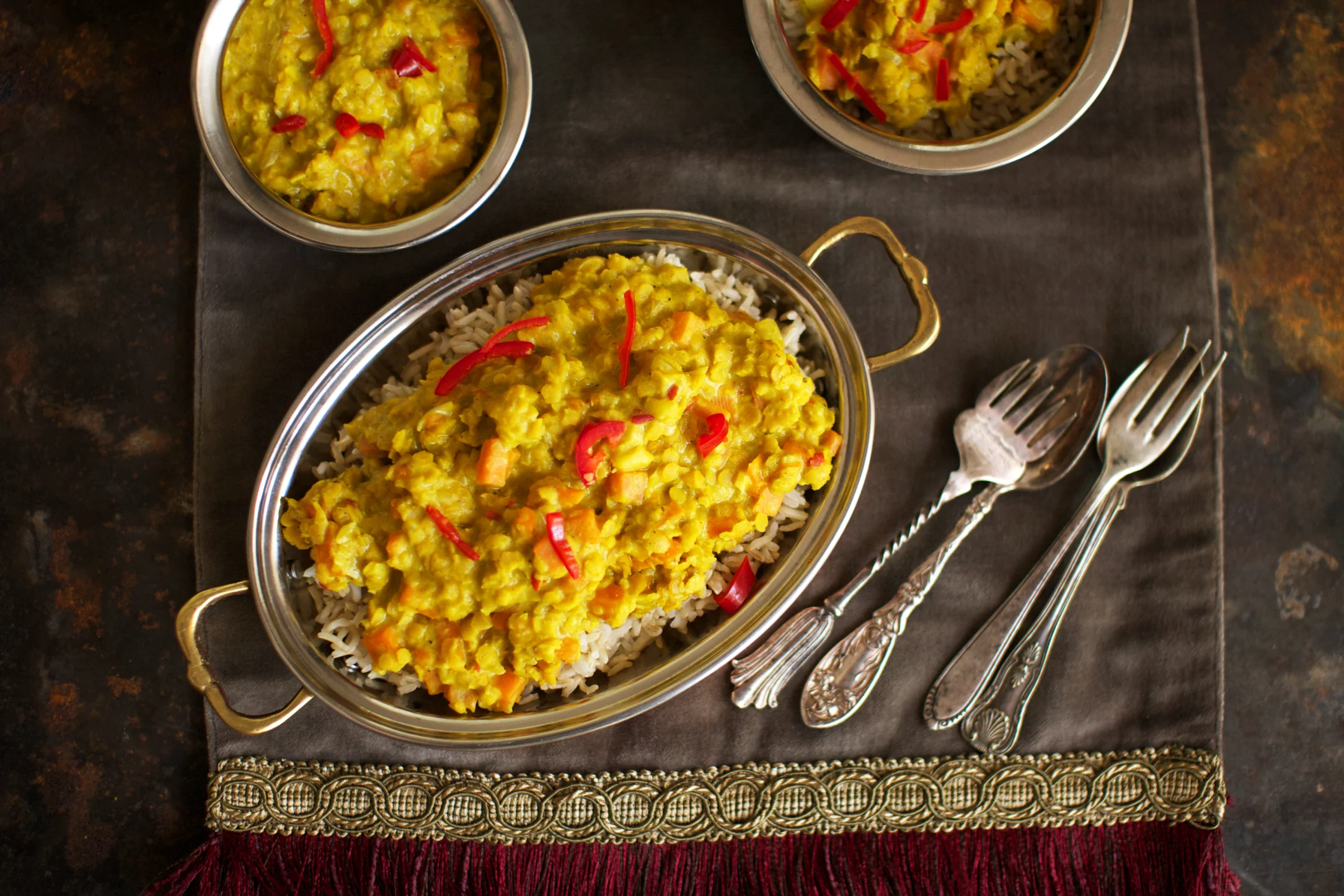Red Lentil and Broccoli Curry with Brown Rice
