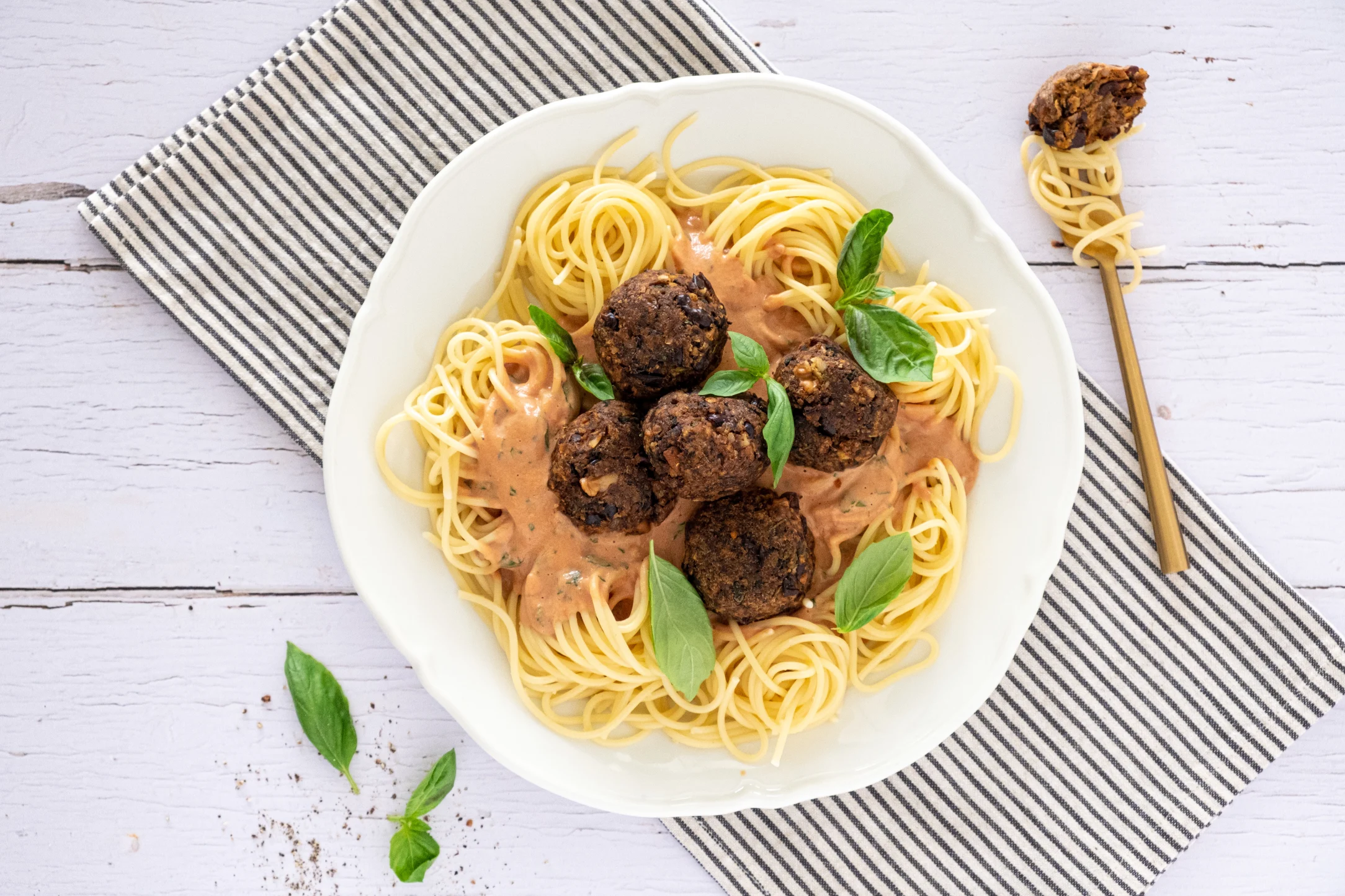 Black Bean and Mushroom 'Meatballs' with Spaghetti and Tomato Sauce