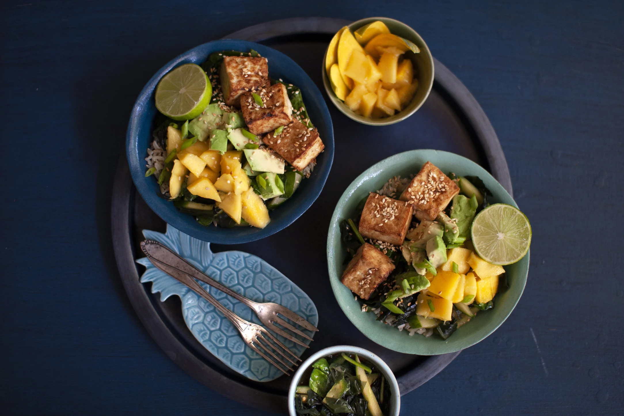 Hawaiian Veggie Poke Bowl with Wakame Rice