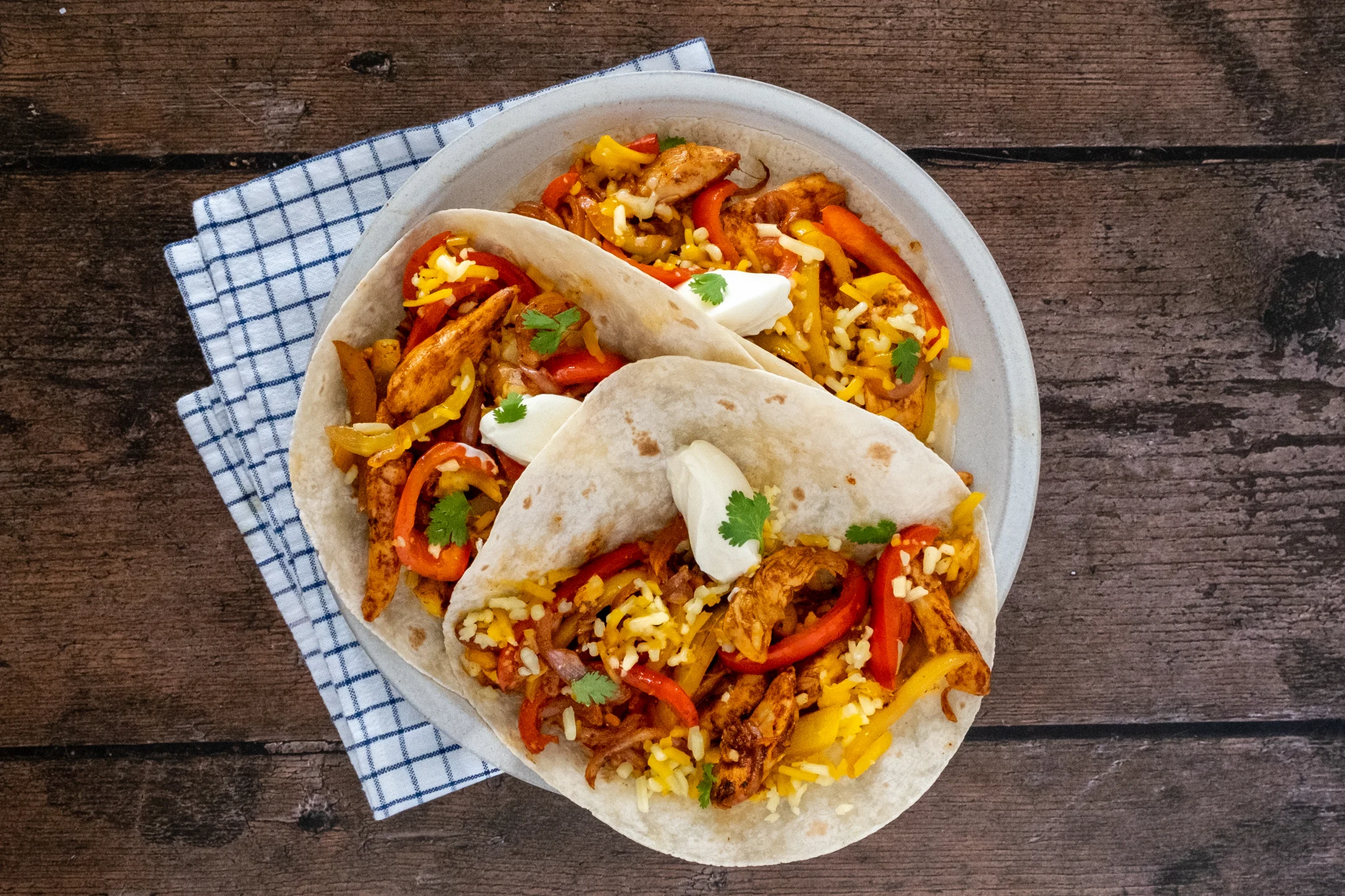 Cheesy Chicken Fajitas with Sour Cream