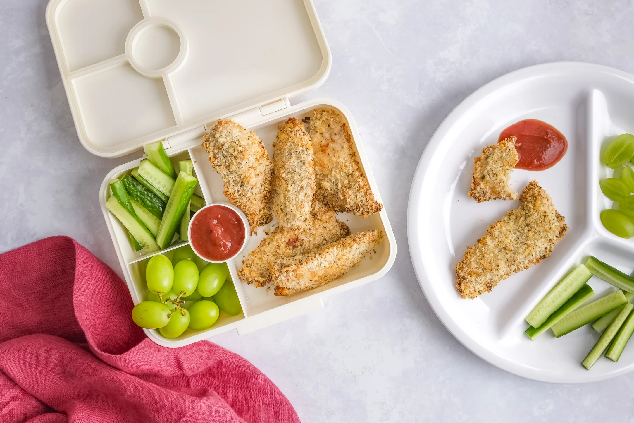Parmesan Crumbed Chicken Tenders with Pizza Dip & Green Grapes