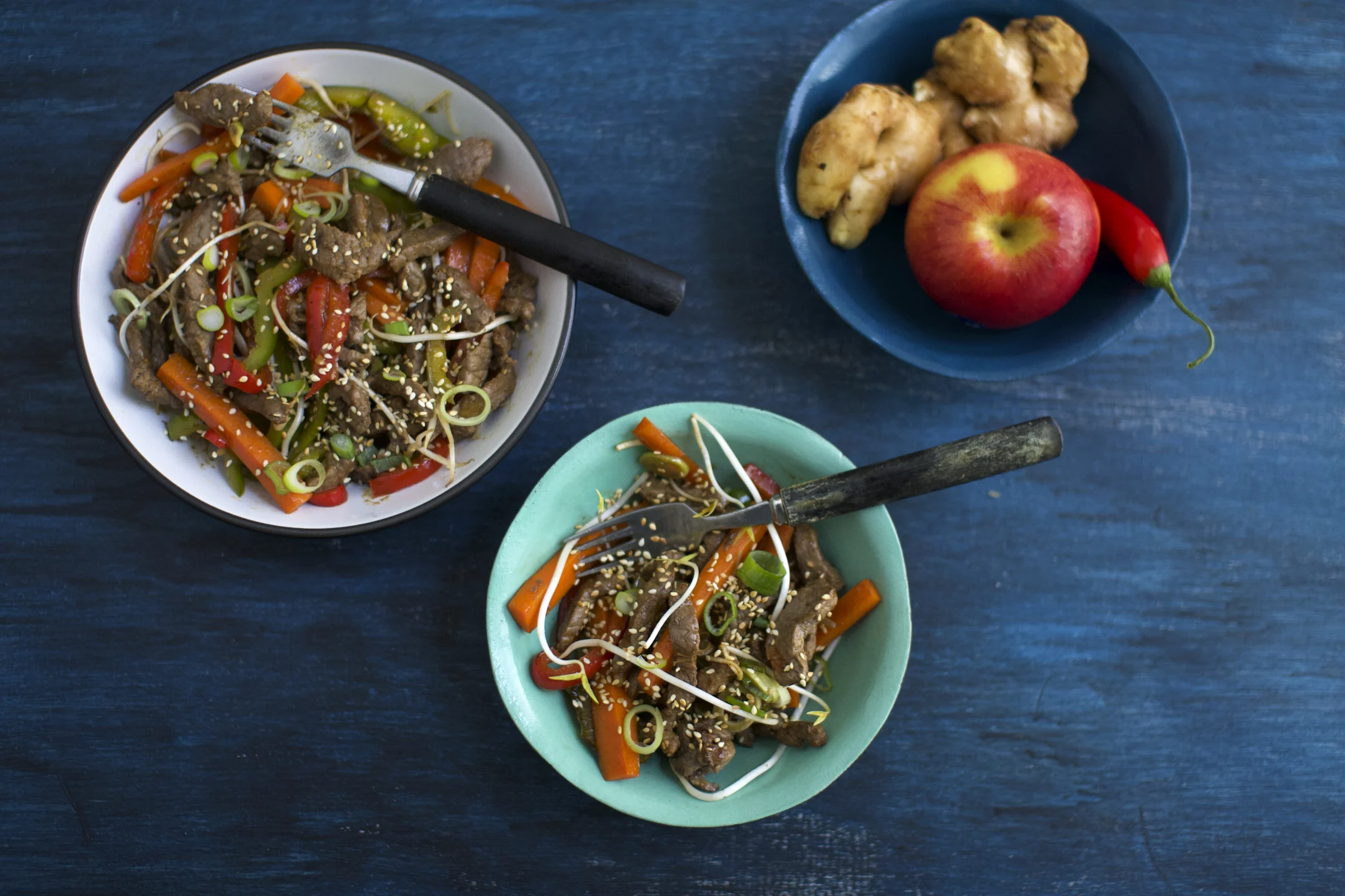 Korean Beef Bowl with Apple and Chilli