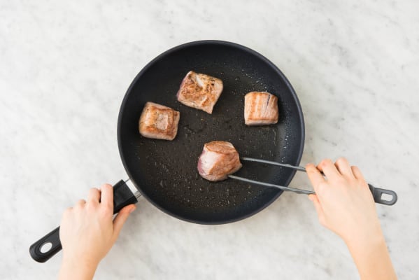 Apricot Balsamic-Glazed Pork Tenderloin Step-775d8485