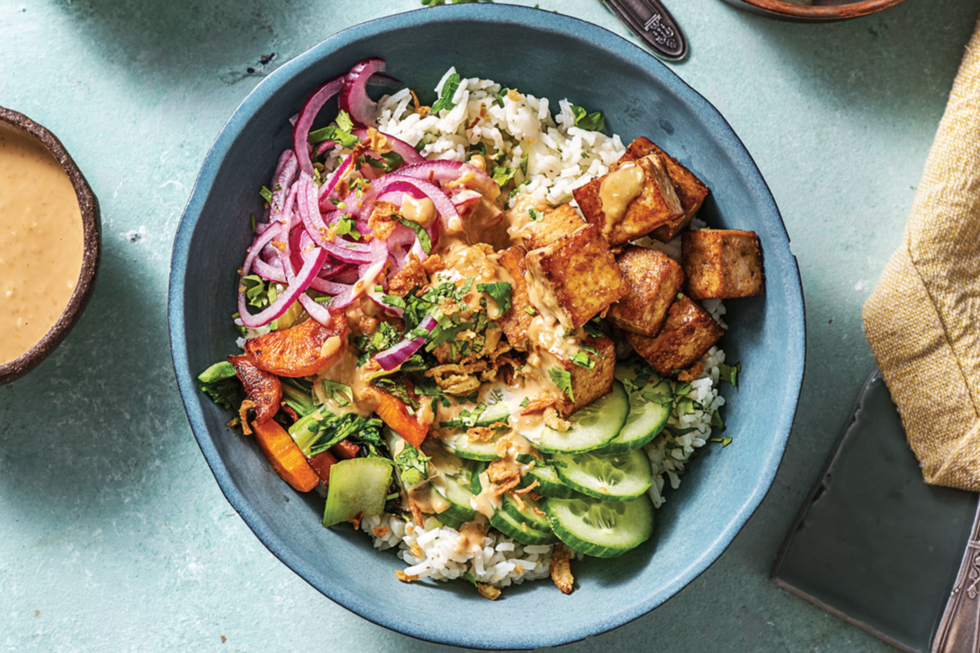 tofu poke bowl with