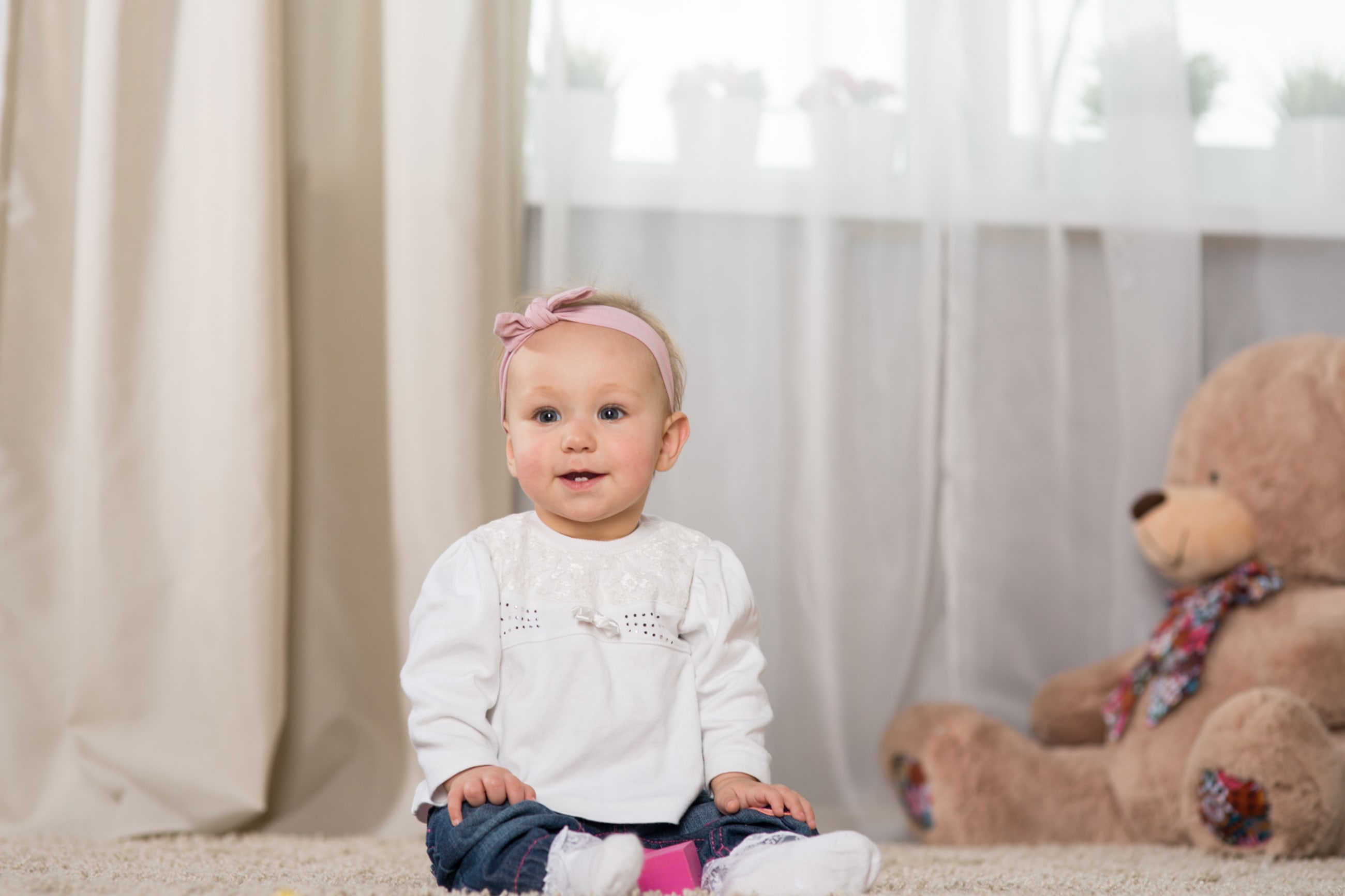 8 Month Old Milestones - YUMI Organic Baby Food