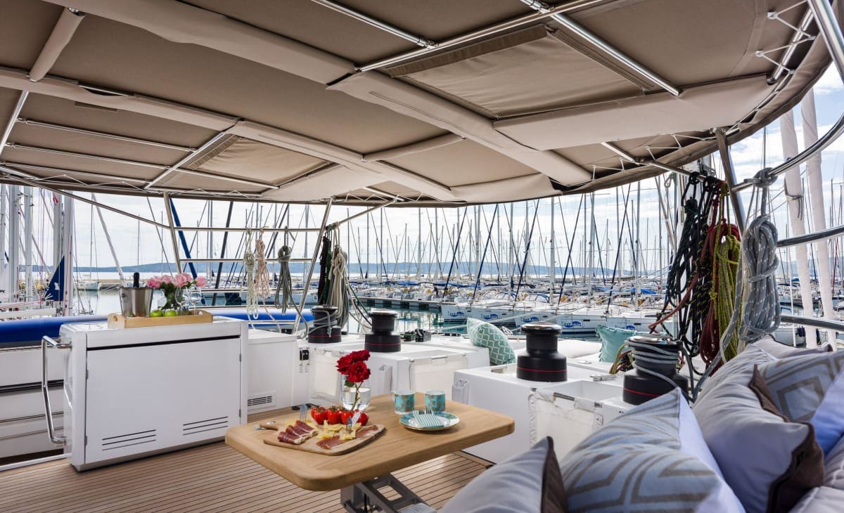 Opal 18