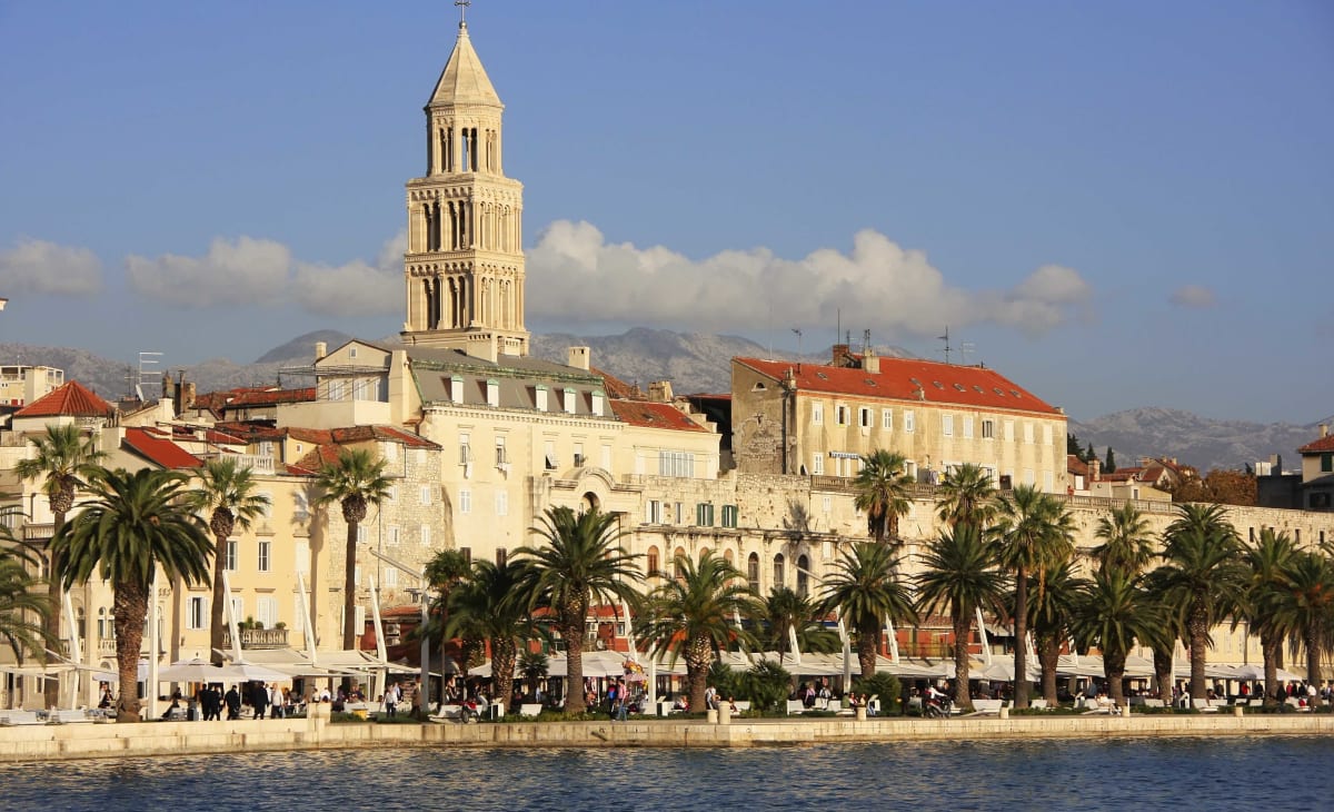 Split Old Town Yachting Holidays | Helm