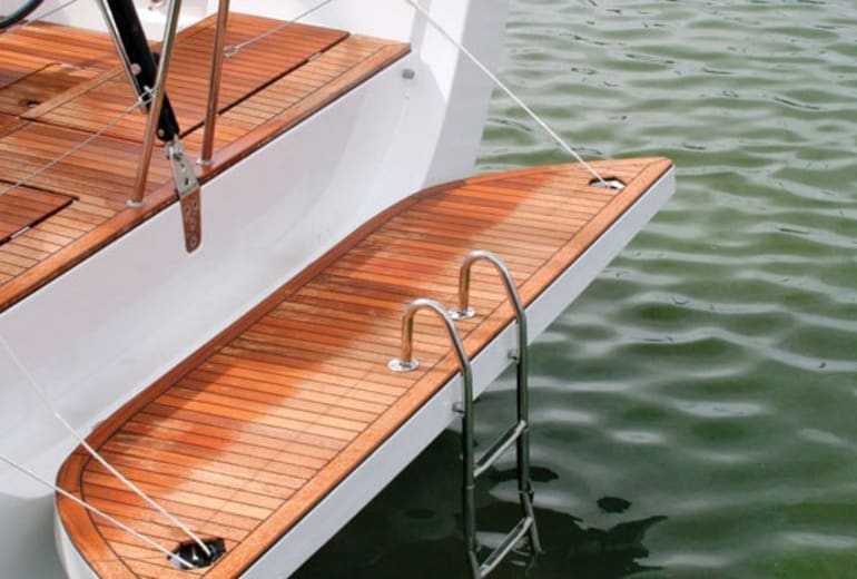 Xp 44 swim step