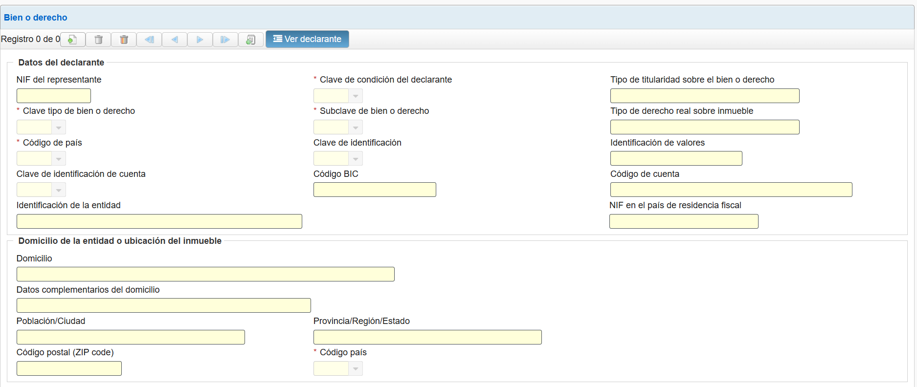 Formulario en línea con campos para notificar la titularidad de bienes o propiedades, incluidos los datos personales y de la propiedad.
