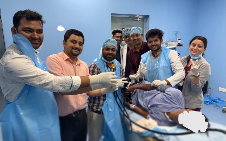 रायबरेली AIIMS की बड़ी सफलता, बिना ऑपरेशन एंडोस्कोपी से मरीज के पेट से निकाली 3 सेंटीमीटर लंबी आम की गुठली