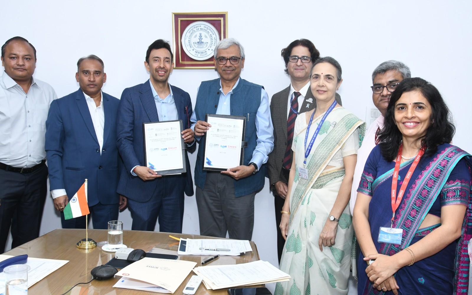 भारत में बनेगी सर्वाइकल कैंसर की नई दवा और टायफाइड के नए टीके, ICMR ने सौंपी तकनीक
