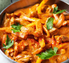 Kyckling stroganoff med paprika