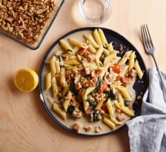 Spenatpasta med tempeh och valnötter