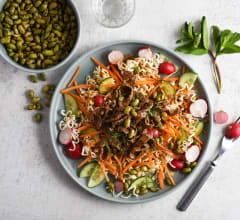 Asiatisk biffsallad med rostade edamamebönor