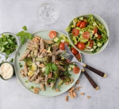 Pasta med valnötssås och rostad broccoli