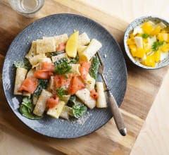 Kallrökt laxpasta med parmesan