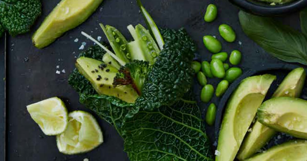 Gröna kålwraps med bönor och broccoli | Recept - Hemköp
