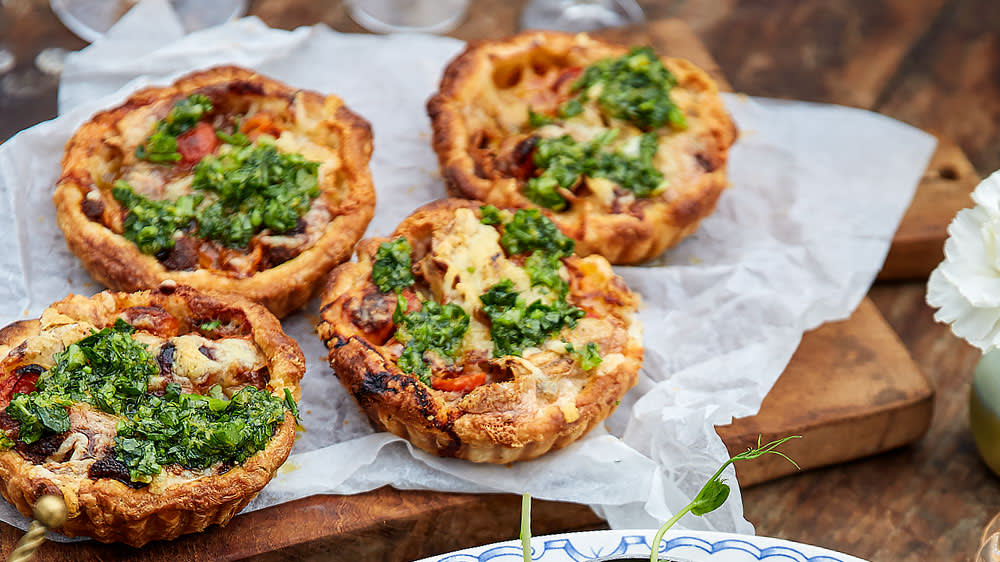 Minipajer med solrosspread & gremolata