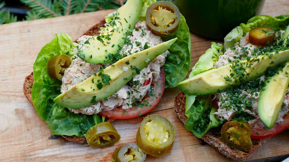 Hot tuna på rågbröd
