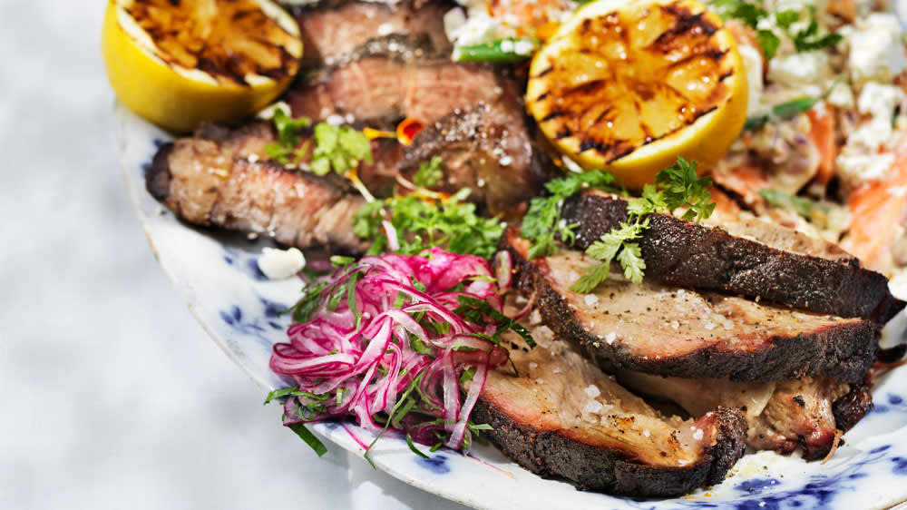 Långstekt fläskkarré med sötpotatissallad