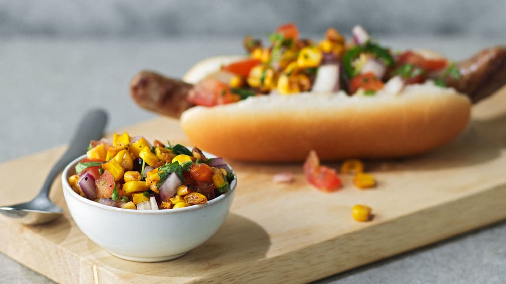 Lammkorv med grillad majs- & tomatsalsa