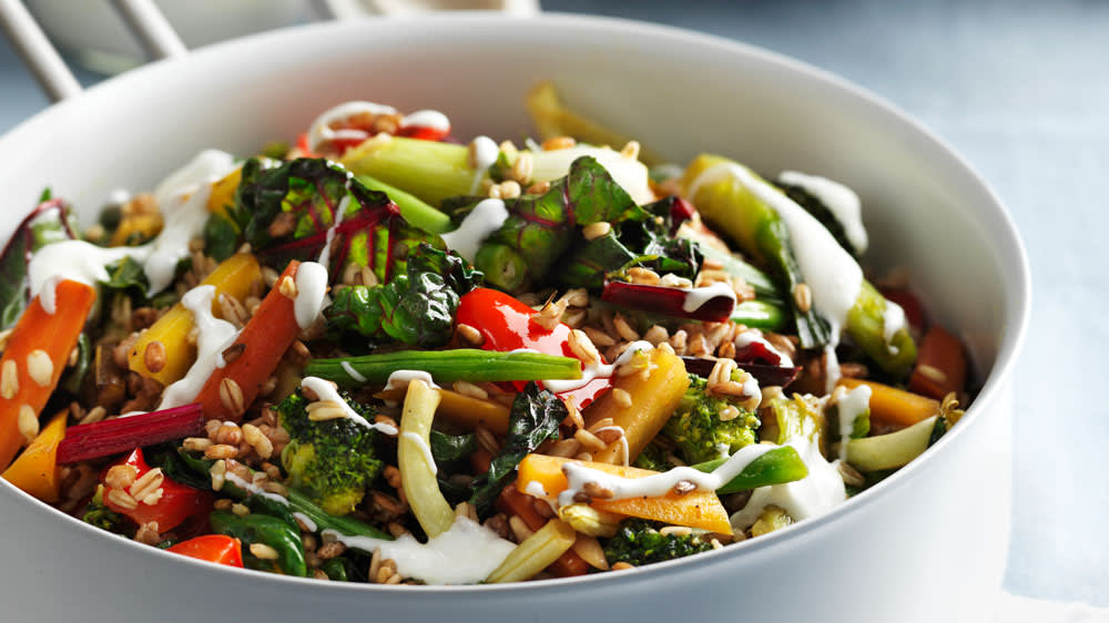 Wokat matvete med sensommargrönt