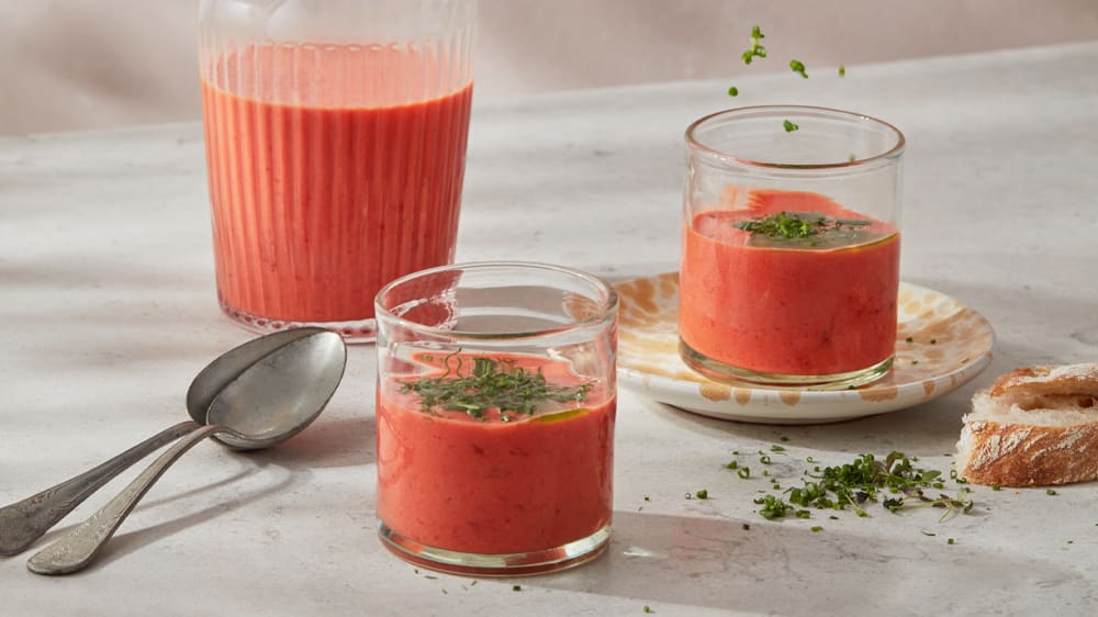 Kall tomatsoppa med grillad paprika