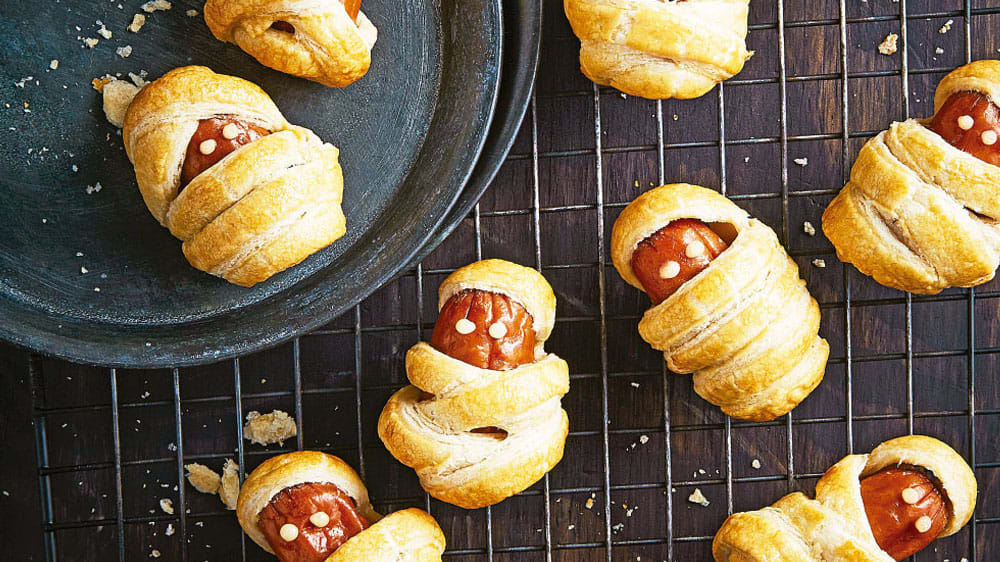 Smördegsinlindade mumiekorvar