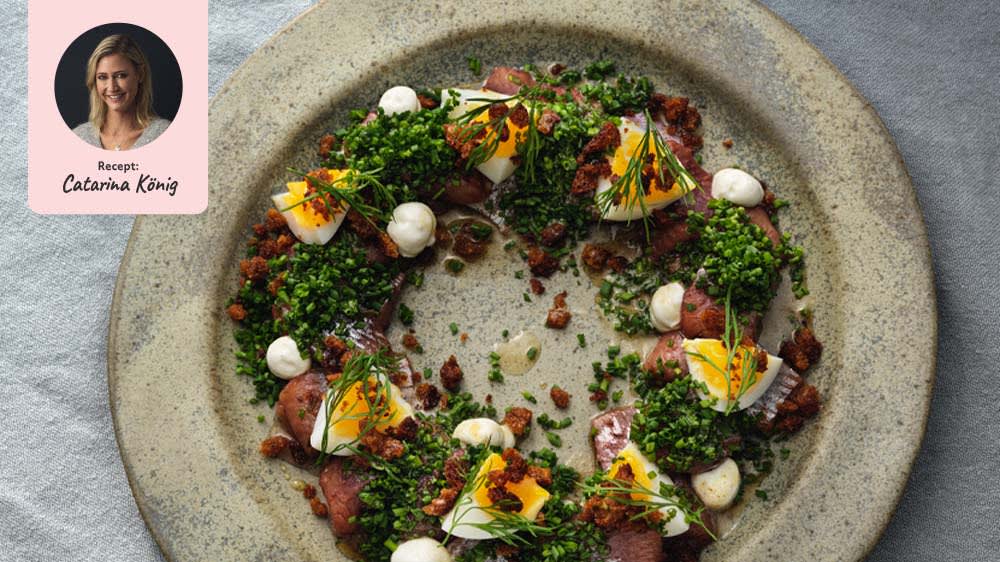 Matjessill med kavringssmul och brynt smör