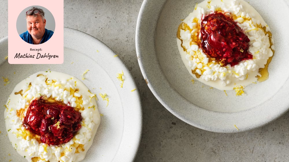 Kesofrutti med rårörda hallon