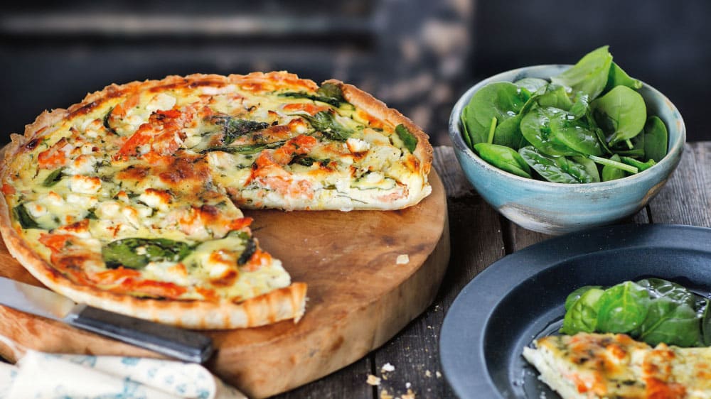 Lax- och spenatquiche med fetaost