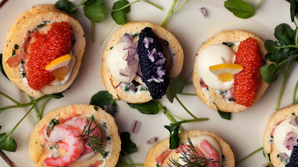 Omelettrullar med rökt lax