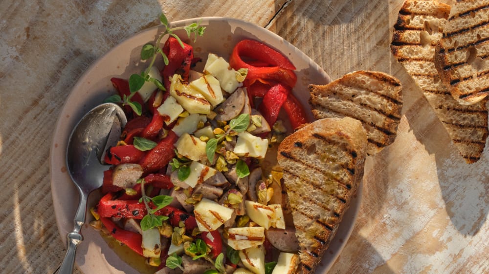 Grillade grönsaker med chorizo och svensk grillost