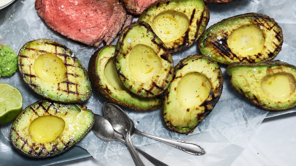 Grillad avokado med lime