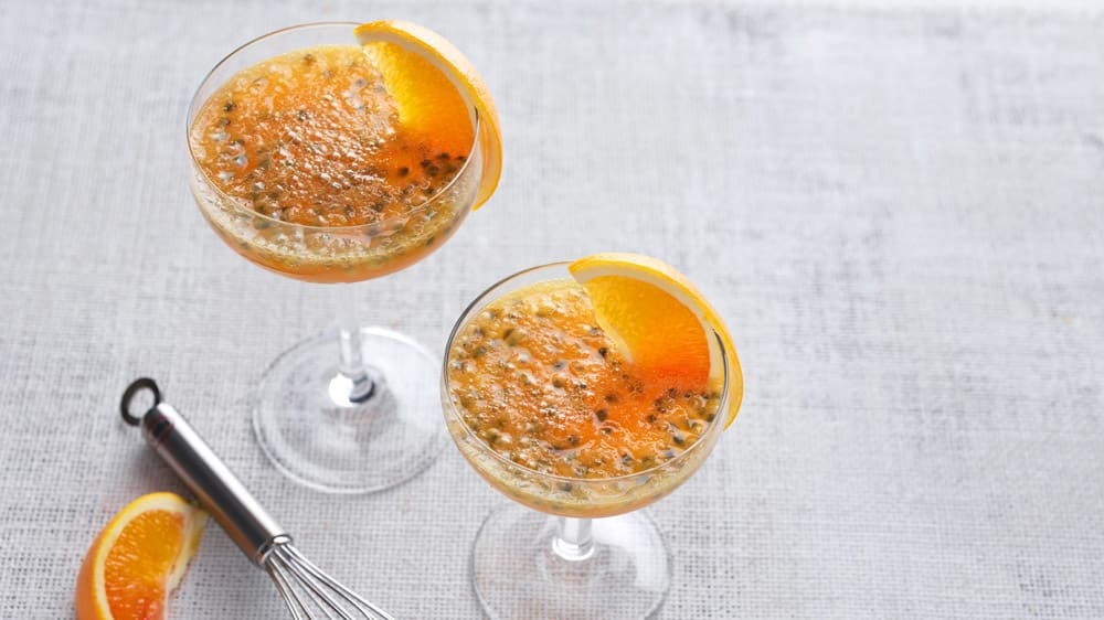 Apelsinbellini med passionsfrukt